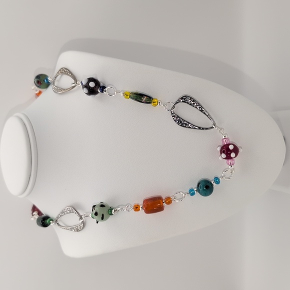 Jewelry - Handmade Lampwork Glass Beaded Necklace